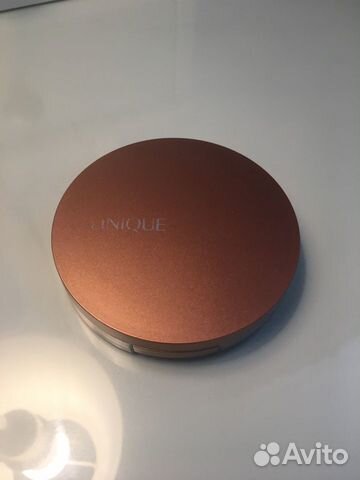 Бронзант Clinique true bronze 02 sunkissed