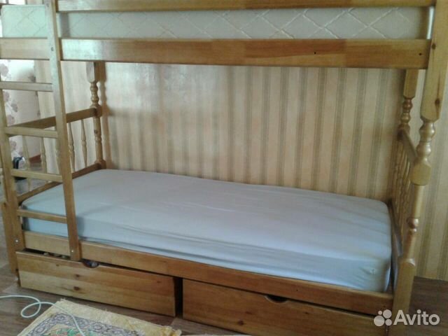 Продам двух-ярусную кровать