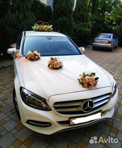 Аренда авто на свадьбы с водителем и украшениями Аренда авто на свадьбы с водителем и украшениями