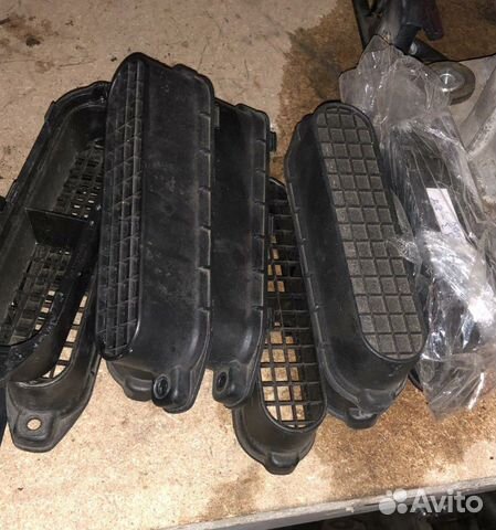 Разборка Land Rover Решетка воздуховода Range Rove Разборка Land Rover Решетка воздуховода Range Rove