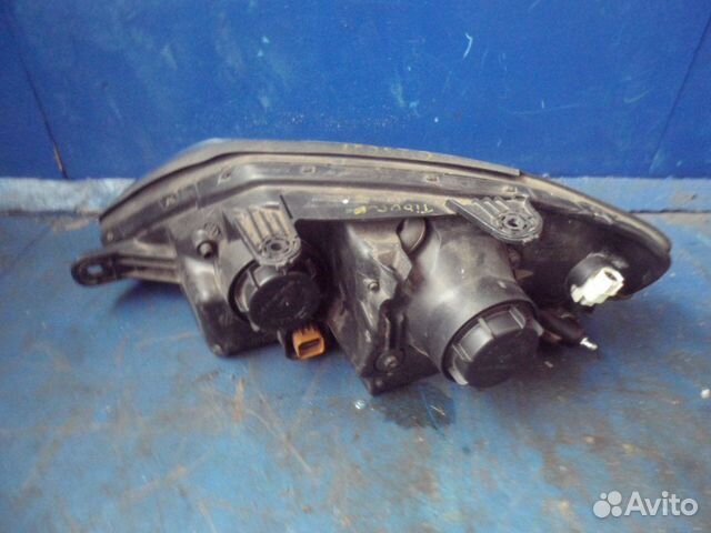 Фара правая hyundai Tiburon 2002-2007