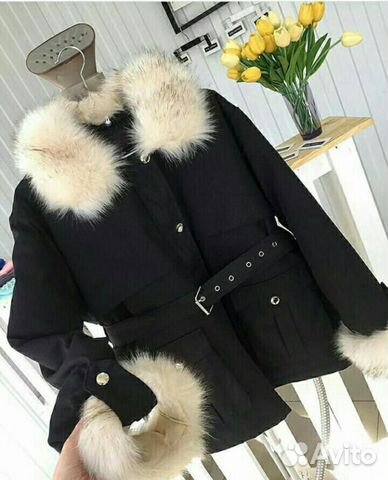 Продам теплую зимнюю куртку Продам теплую зимнюю куртку