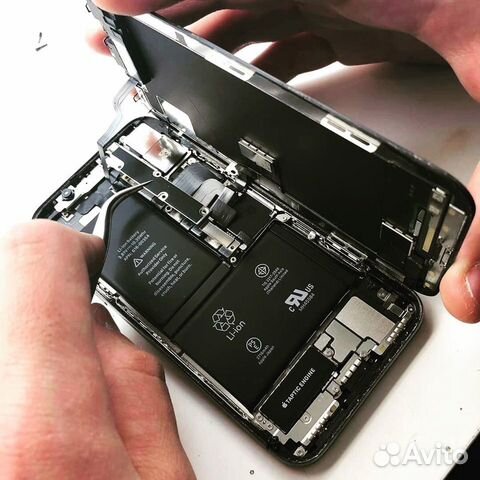 Дисплей iPhone 8/8 Plus iPhone X Замена стекла XR