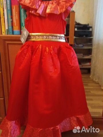 Платье на девочку нарядное Платье на девочку нарядное