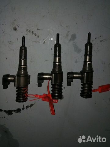 Форсунка дизельная электрическая VAG 2 036130073G Форсунка дизельная электрическая VAG 2 036130073G