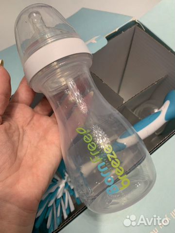 Набор детских бутылочек BornFree breeze Delux Набор детских бутылочек BornFree breeze Delux