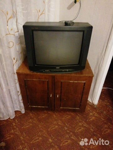 Телевизор, старый, в рабочем состоянии