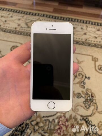 Телефон iPhone 5s 16гб Телефон iPhone 5s 16гб
