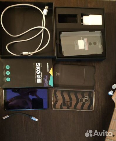 Телефон Xiaomi Mi Mix 2 6/64