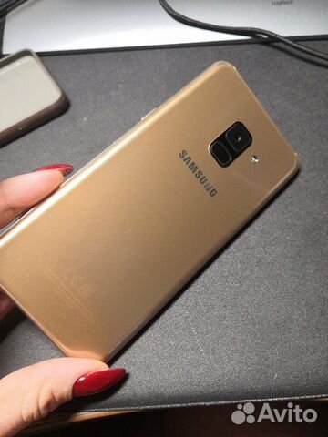 Телефон SAMSUNG A8 2018