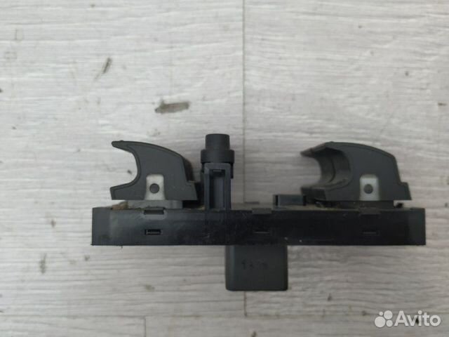 Блок стеклоподъемников 1K4959857A VW Passat (B6) 2