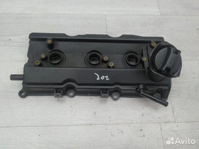Клапанная крышка Infiniti M35X Y50 VQ35 2006 Клапанная крышка Infiniti M35X Y50 VQ35 2006