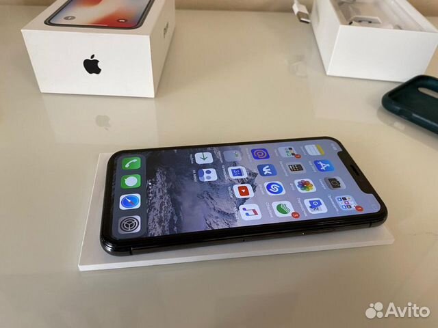 iPhone X 256gb полный комплект + чехол + стекло