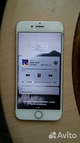Телефон iPhone Телефон iPhone
