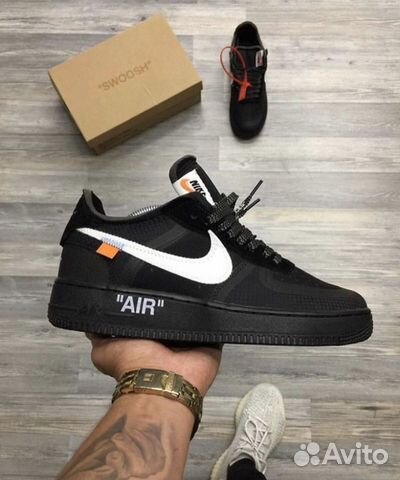 Кроссовки Nike