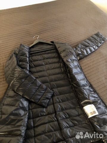 Тонкое пуховое пальто черного цвета, размер L