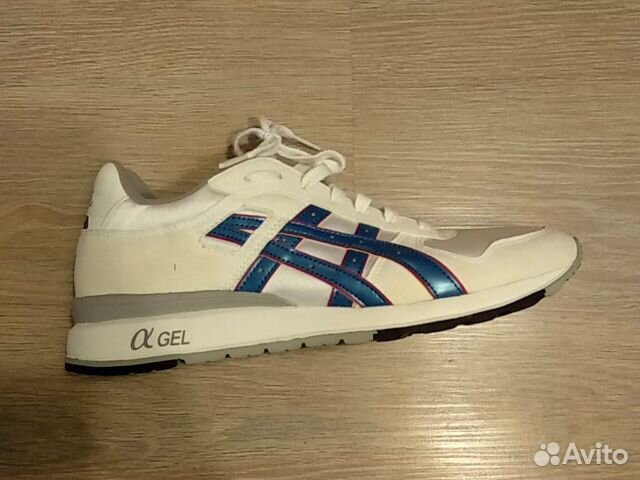 Кроссовки Asics, размер 41, новые