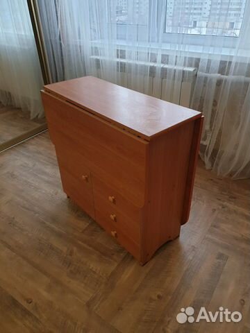 Стол