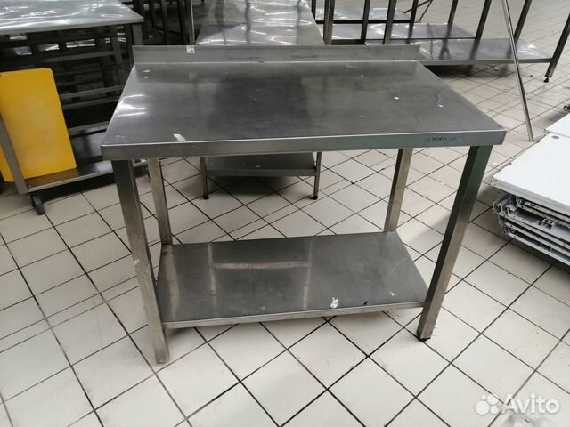 Стол из нержавейки с полкой 1200/700 Стол из нержавейки с полкой 1200/700