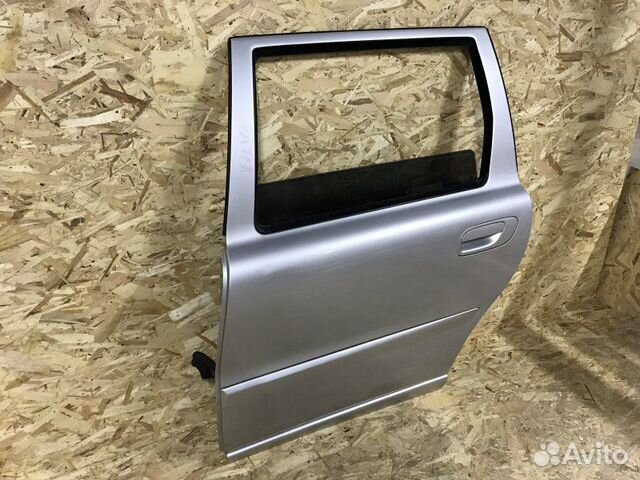 Дверь задняя правая volvo v70 xc70 вольво в70 Дверь задняя правая volvo v70 xc70 вольво в70