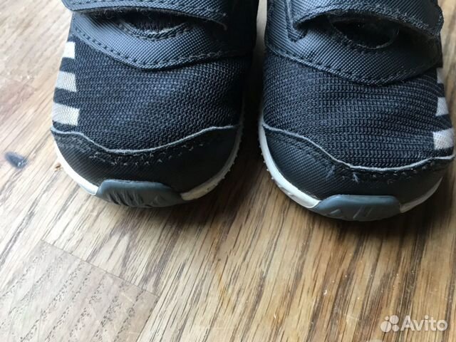 Кроссовки adidas