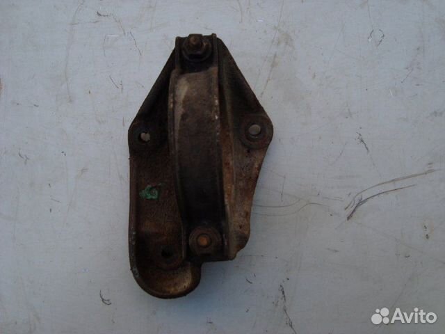 Кронштейн подвесного подшипника Ford Focus 1 1.8