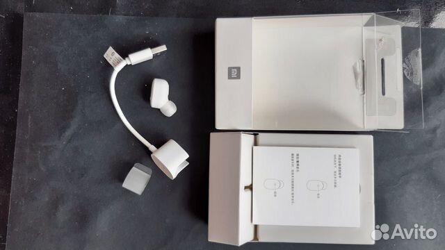 Bluetooth гарнитура Xiaomi mini Mi lyej05LM белый Bluetooth гарнитура Xiaomi mini Mi lyej05LM белый