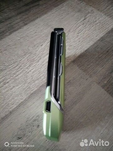 Телефон Motorola razr V3i