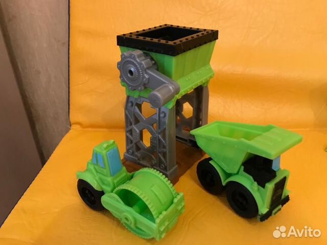 Набор для лепки play-do Wheels кран погрузчик, вес