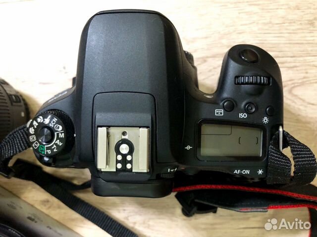 Canon EOS 77D EF-S 18-55 IS STM Kit