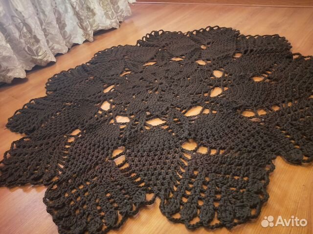 Вязаный ковер Вязаный ковер