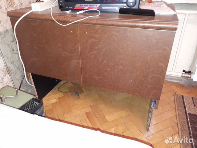 Тумба под телевизор Тумба под телевизор