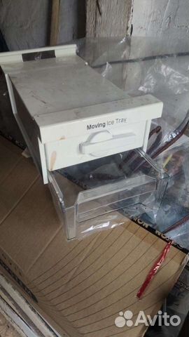 Продам ледогенератор от холодильника lg