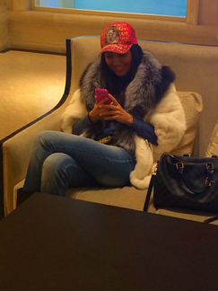 Шуба норка белая/молочная с чернобуркой