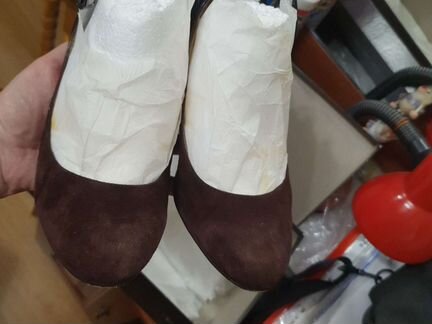 Замшевые туфли р.39