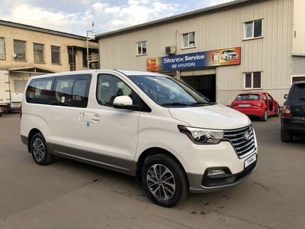 Hyundai Grand Starex 2.5 AT, 2020, 64 км