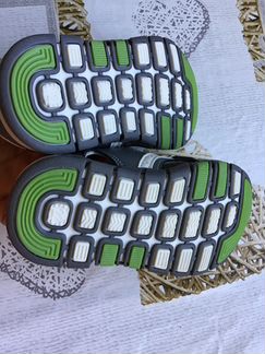 Новые кожаные сандалии 22 р - 14 см по стельке