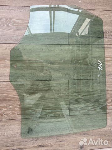Заднее правое стекло двери Ford Fiesta IV, Fusion