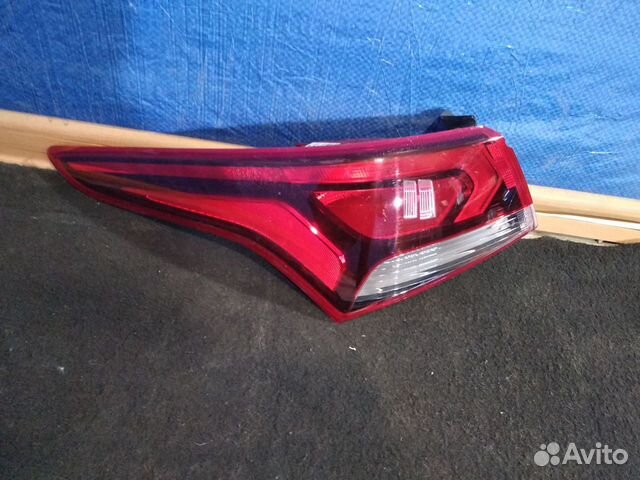 Фонарь левый внешний Hyundai Solaris