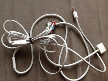 Шнур на iPhone 4 и 4S