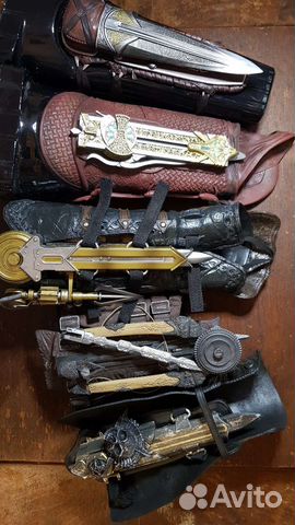 Скрытые клинки Assassin's Creed