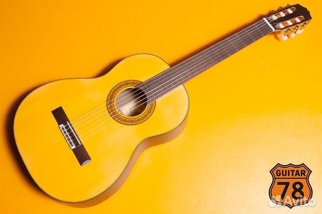 Отличная мастеровая классическая гитара 3/4