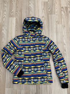 Спортивная зимняя куртка женская