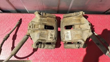 Тормозной суппорт передний Peugeot 307