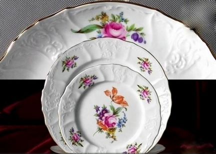 Набор 12 тарелок 