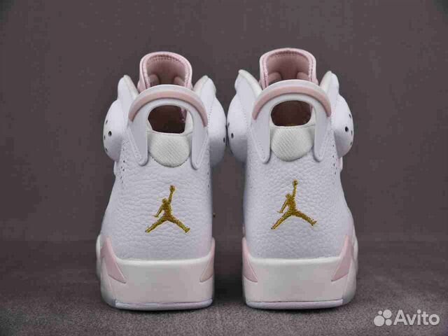 Air Jordan 6 Retro Gold Hoops