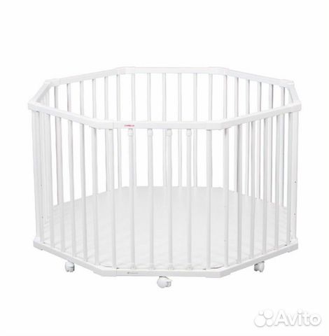 Манеж деревянный