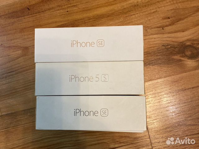 Коробка от iPhone