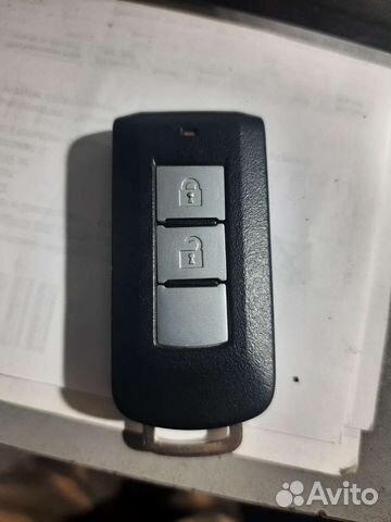 Смарт ключ Mitsubishi