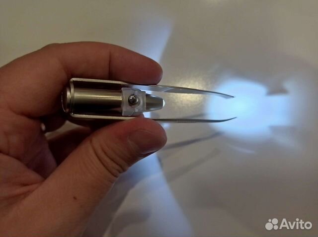 Пинцет с LED-подсветкой